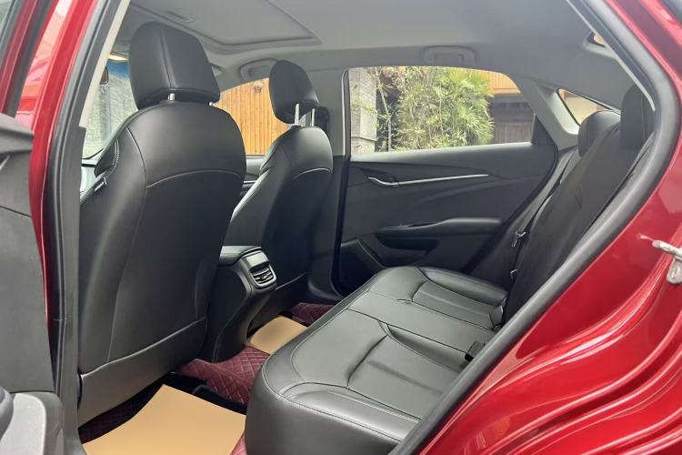 Used Buick GT 2021 Revised Version Flagship 1.5L Automatic Elite Edition Left Rear Seat