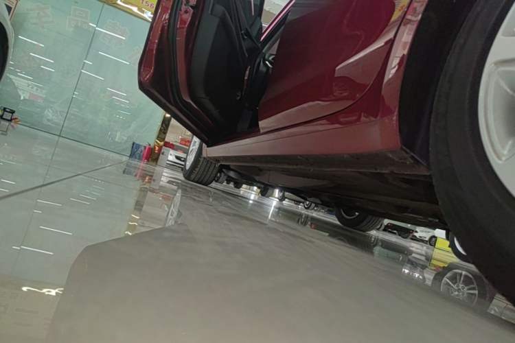 Used Buick GT 2021 Revised Version Flagship 1.5L Automatic Elite Edition Left Side Sill