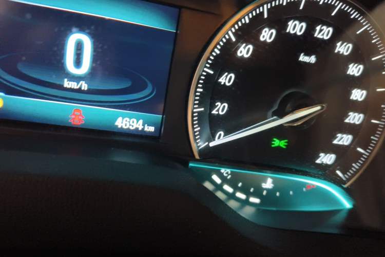 Used Buick GT 2021 Revised Version Flagship 1.5L Automatic Elite Edition Odometer Close Up