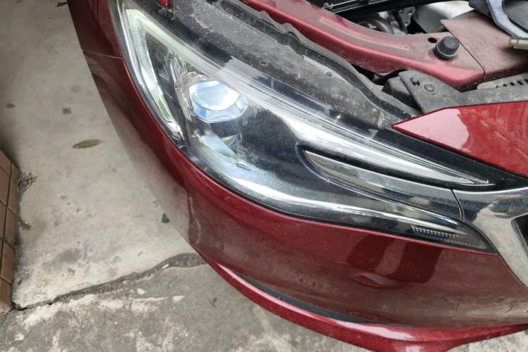 Used Buick GT 2021 Revised Version Flagship 1.5L Automatic Elite Edition Right Front Headlight