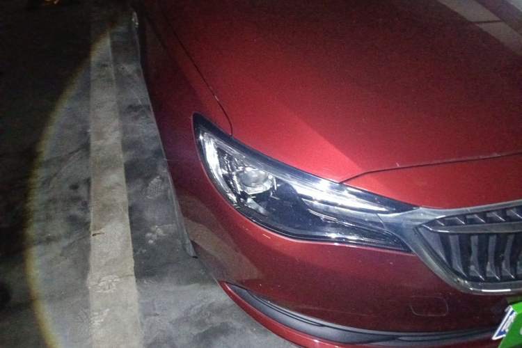 Used Buick GT 2021 Revised Version Flagship 1.5L Automatic Elite Edition Right Front Headlight
