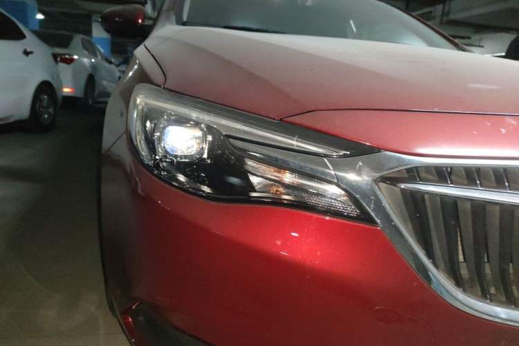 Used Buick GT 2021 Revised Version Flagship 1.5L Automatic Elite Edition Right Front Headlight