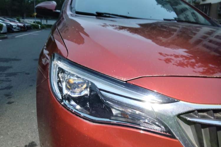 Used Buick GT 2021 Revised Version Flagship 1.5L Automatic Elite Edition Right Front Headlight