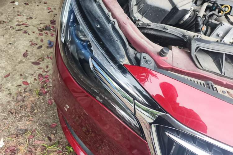 Used Buick GT 2021 1.3T Automatic Mild Hybrid Elite Version Right Front Headlight