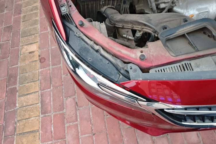 Used Buick GT 2021 Exemplar 1.5L Automatic Elite Version Right Front Headlight