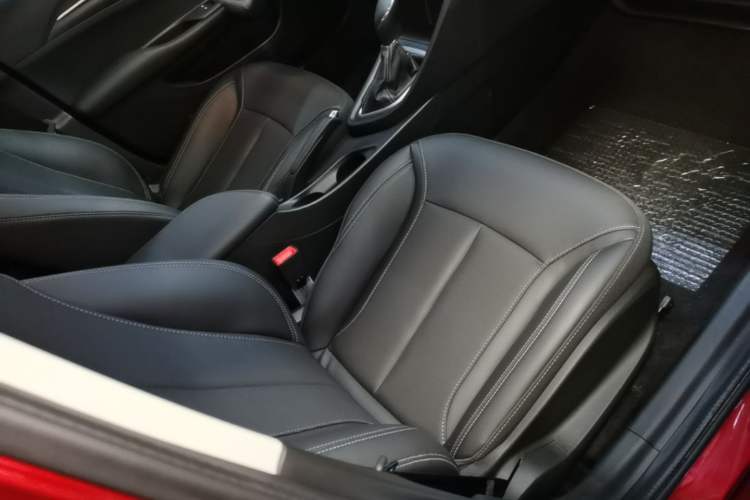 Used Buick GT 2021 Revised Version Flagship 1.5L Automatic Elite Edition Right Front Seat