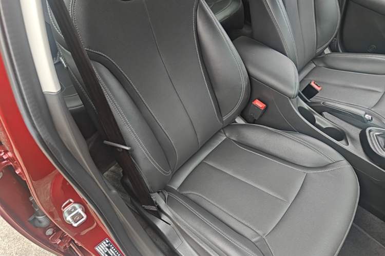 Used Buick GT 2021 Revised Version Flagship 1.5L Automatic Elite Edition Right Front Seat