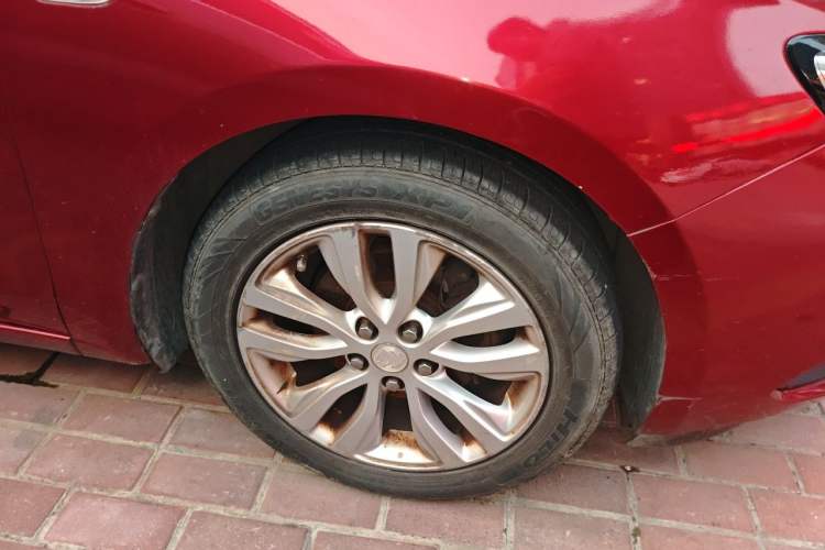Used Buick GT 2021 Exemplar 1.5L Automatic Elite Version Right Front Wheel Hub