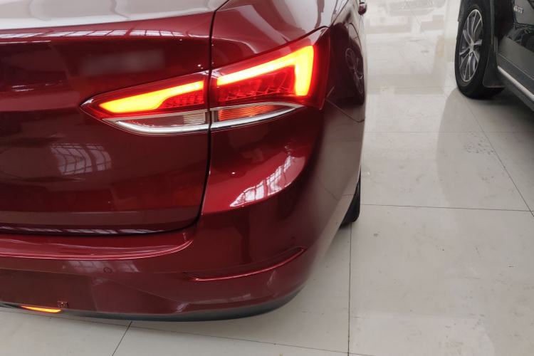 Used Buick GT 2021 1.3T Automatic Mild Hybrid Elite Version Right Rear Taillight