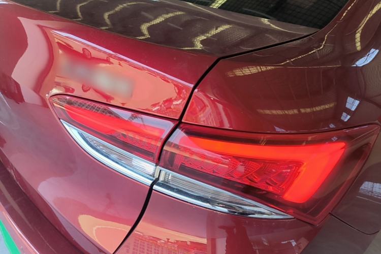 Used Buick GT 2021 Revised Version Flagship 1.5L Automatic Elite Edition Right Rear Taillight
