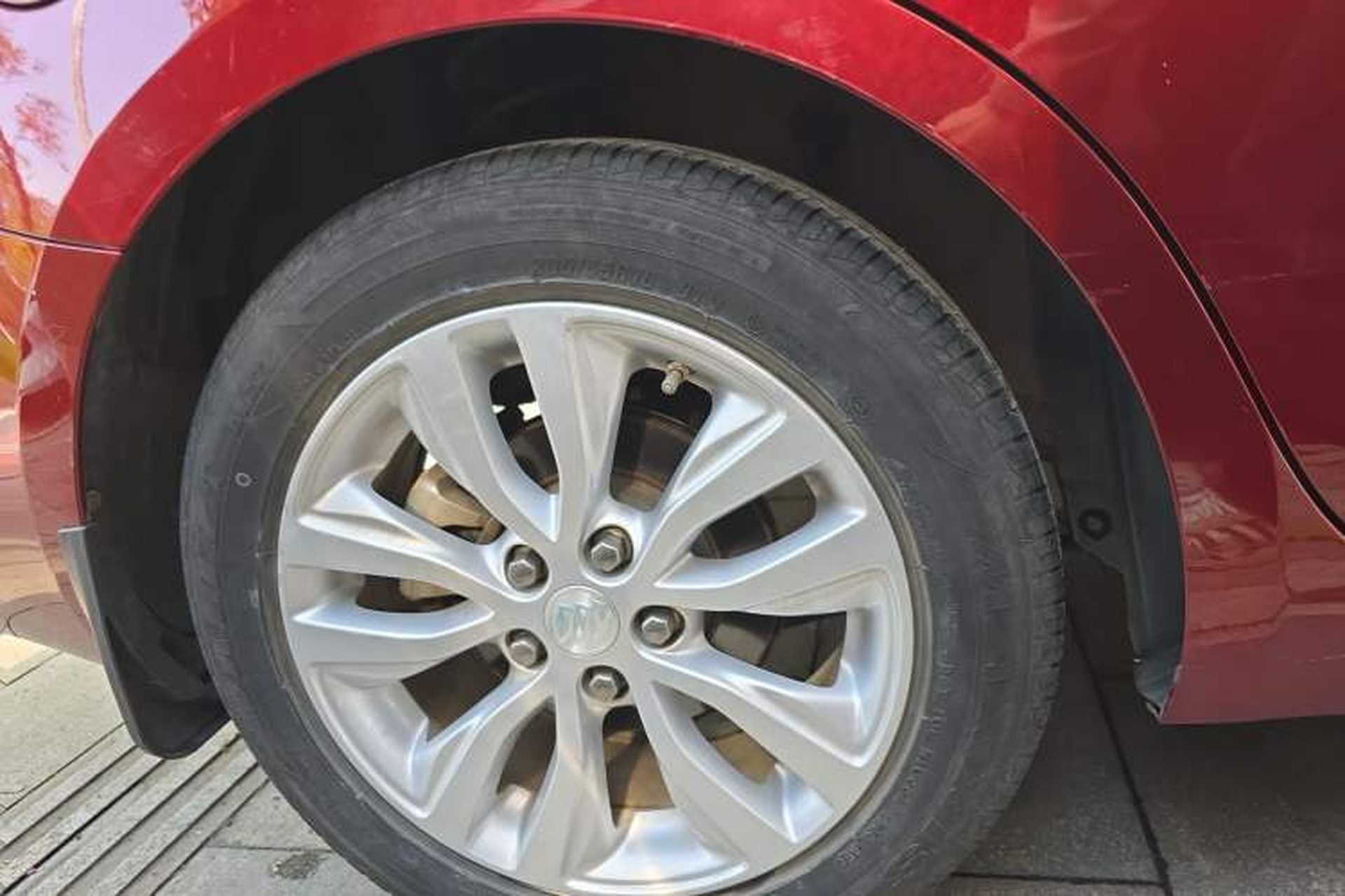 Used Buick GT 2021 Exemplar 1.5L Automatic Entry-Level Trim Right Rear Wheel Hub