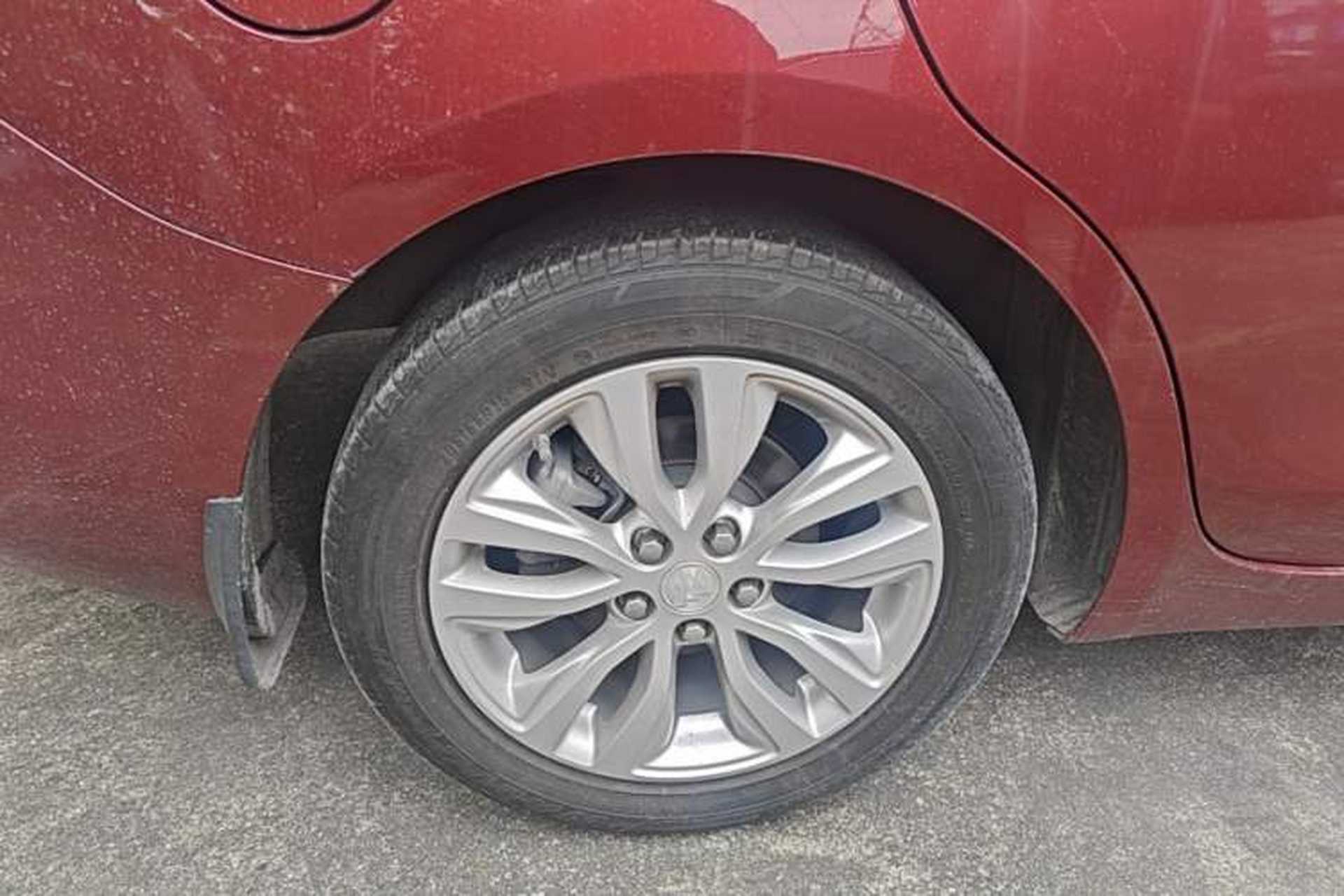 Used Buick GT 2021 Revised Version Flagship 1.5L Automatic Elite Edition Right Rear Wheel Hub