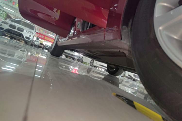 Used Buick GT 2021 Revised Version Flagship 1.5L Automatic Elite Edition Right Side Sill