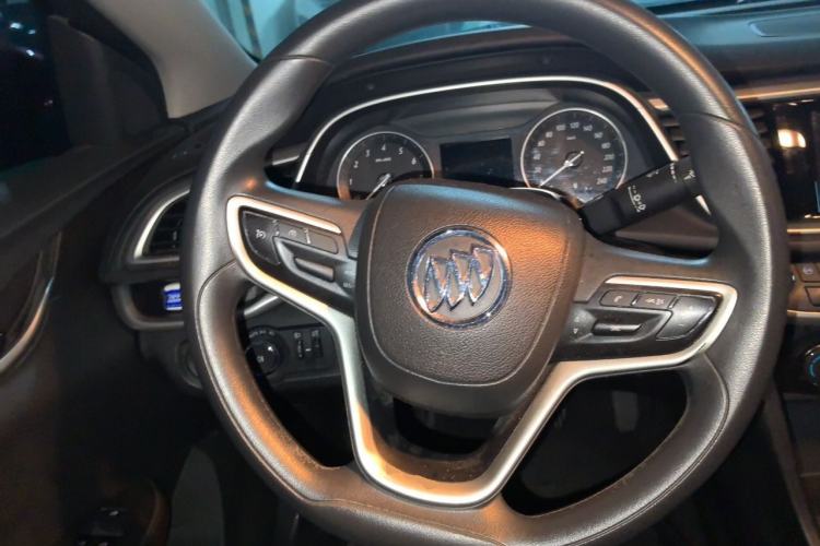 Used Buick GT 2021 Revised Version Flagship 1.5L Automatic Elite Edition Steering Wheel
