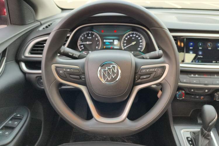 Used Buick GT 2021 Revised Version Flagship 1.5L Automatic Entry-Level Trim Steering Wheel