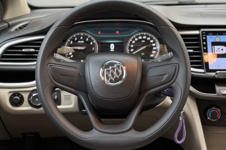 Used Buick GT 2021 Revised Version Flagship 1.5L Automatic Entry-Level Trim Steering Wheel