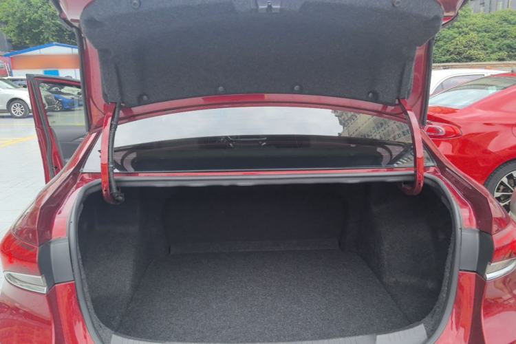Used Buick GT 2021 1.3T Automatic Mild Hybrid Elite Version Trunk