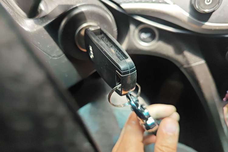 Used Buick GT 2021 1.3T Automatic Mild Hybrid Elite Version Vehicle Key