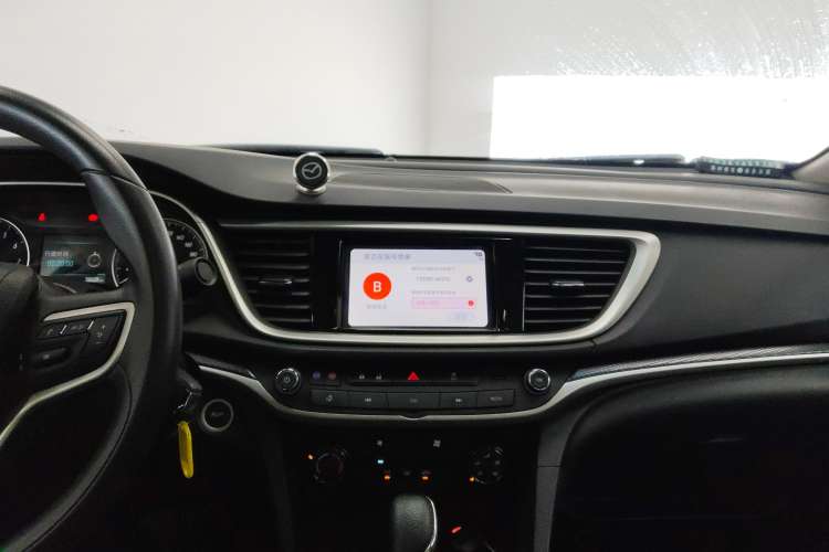 Used Buick GT 2021 Revised Version Flagship 1.5L Automatic Elite Edition Audio And AC Panel