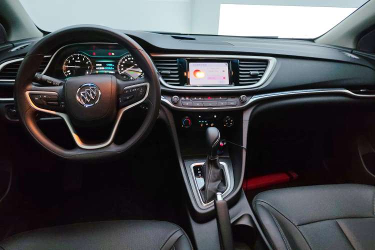 Used Buick GT 2021 Revised Version Flagship 1.5L Automatic Elite Edition Center Console