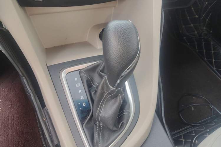 Used Buick GT 2021 Exemplar 1.5L Automatic Elite Version Gear Lever
