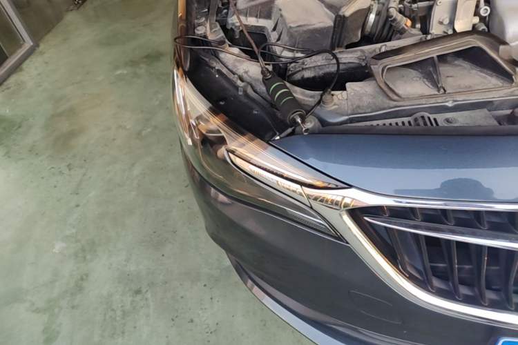 Used Buick GT 2021 1.3T Automatic Mild Hybrid Elite Version Right Front Headlight
