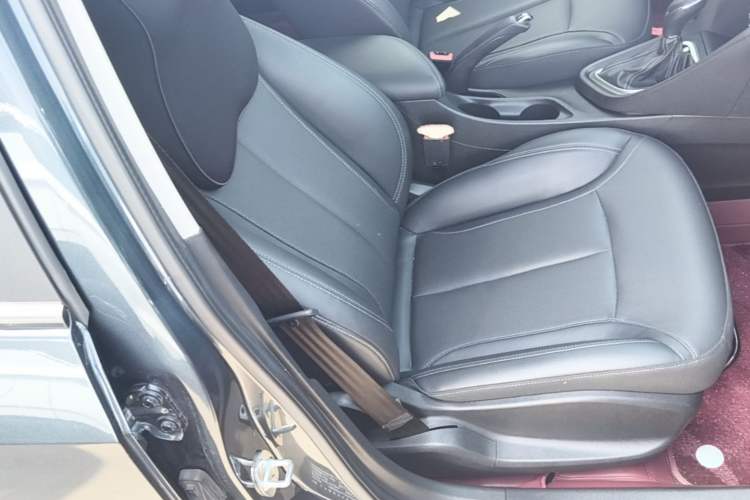 Used Buick GT 2021 Revised Version Flagship 1.5L Automatic Elite Edition Right Front Seat