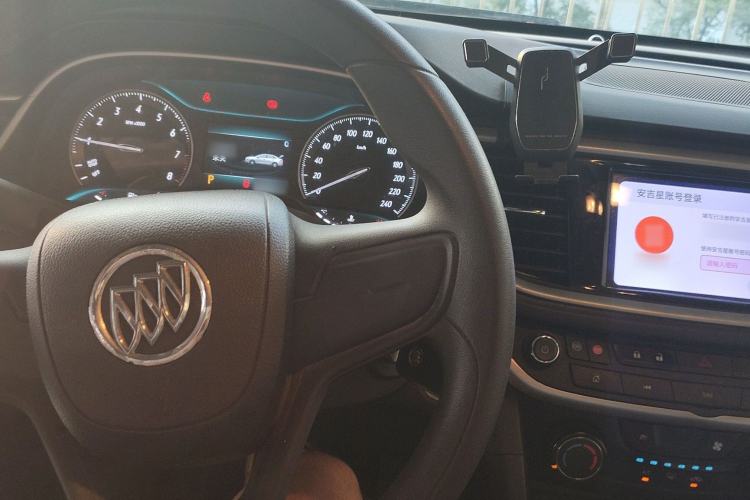 Used Buick GT 2021 1.3T Automatic Mild Hybrid Elite Version Steering Wheel
