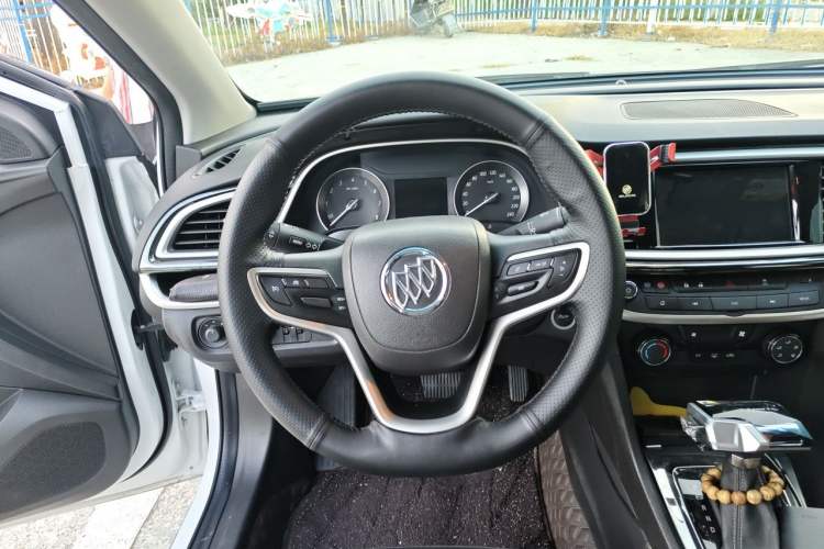 Used Buick GT 2021 Revised Version Flagship 1.5L Automatic Elite Edition Steering Wheel