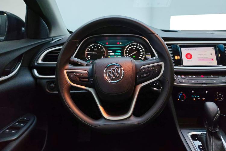Used Buick GT 2021 Revised Version Flagship 1.5L Automatic Elite Edition Steering Wheel