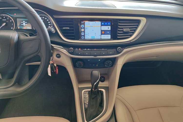 Used Buick GT 2021 Exemplar 1.5L Automatic Elite Version Audio And AC Panel