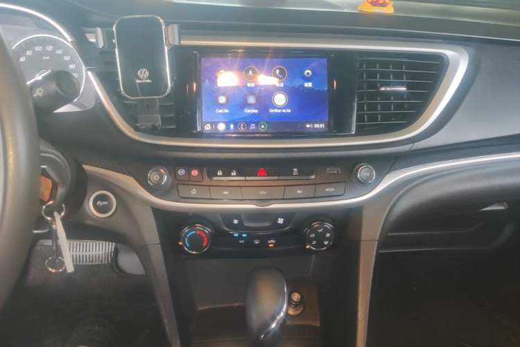 Used Buick GT 2021 Exemplar 1.5L Automatic Elite Version Audio And AC Panel