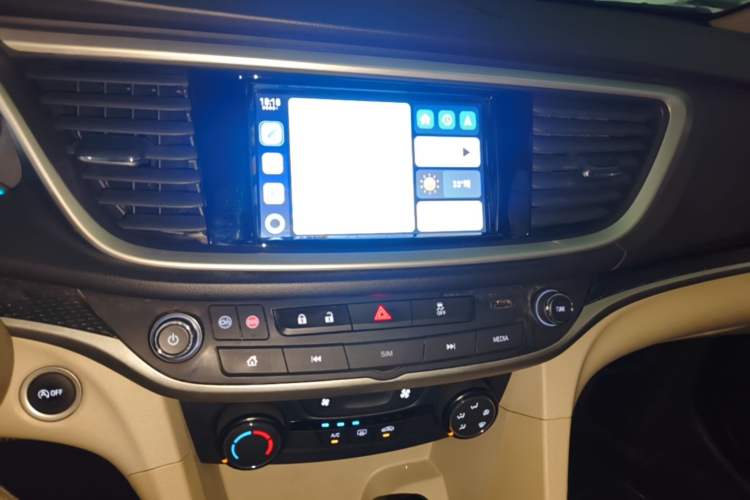 Used Buick GT 2021 Exemplar 1.5L Automatic Elite Version Audio And AC Panel