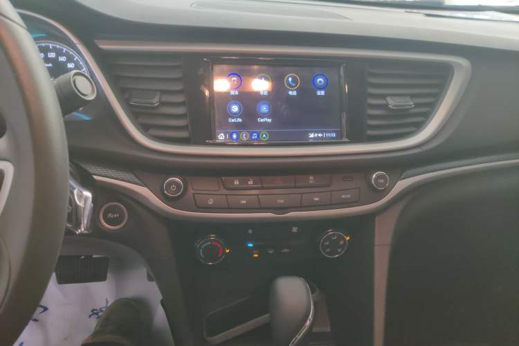 Used Buick GT 2021 Revised Version Flagship 1.5L Automatic Elite Edition Audio And AC Panel