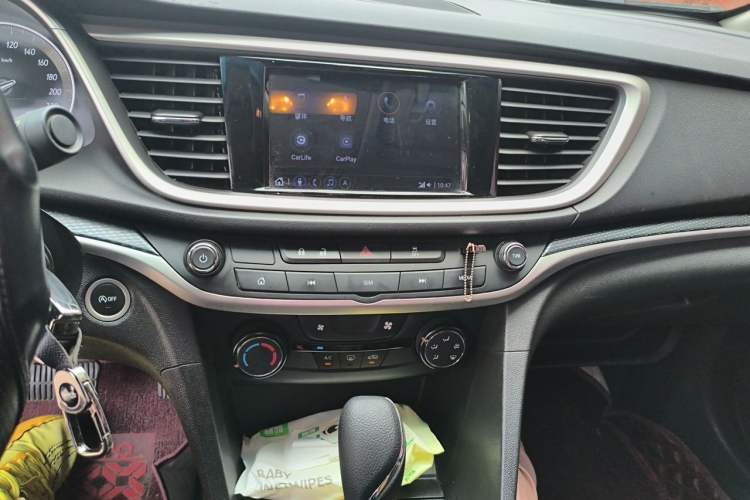 Used Buick GT 2021 Revised Version Flagship 1.5L Automatic Elite Edition Audio And AC Panel