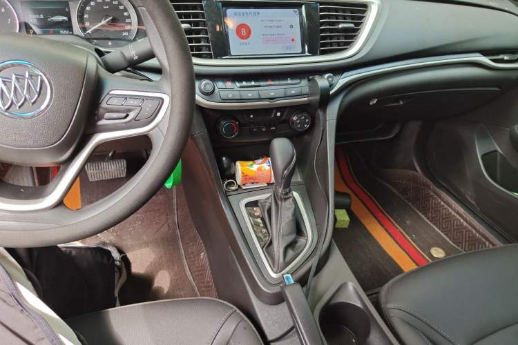 Used Buick GT 2021 Revised Version Flagship 1.5L Automatic Elite Edition Audio And AC Panel
