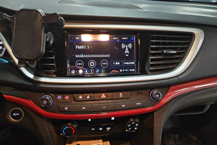 Used Buick GT 2021 Revised Version Flagship 1.5L Automatic Elite Edition Audio And AC Panel