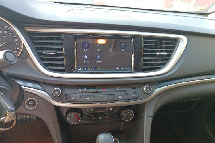 Used Buick GT 2021 Revised Version Flagship 1.5L Automatic Elite Edition Audio And AC Panel
