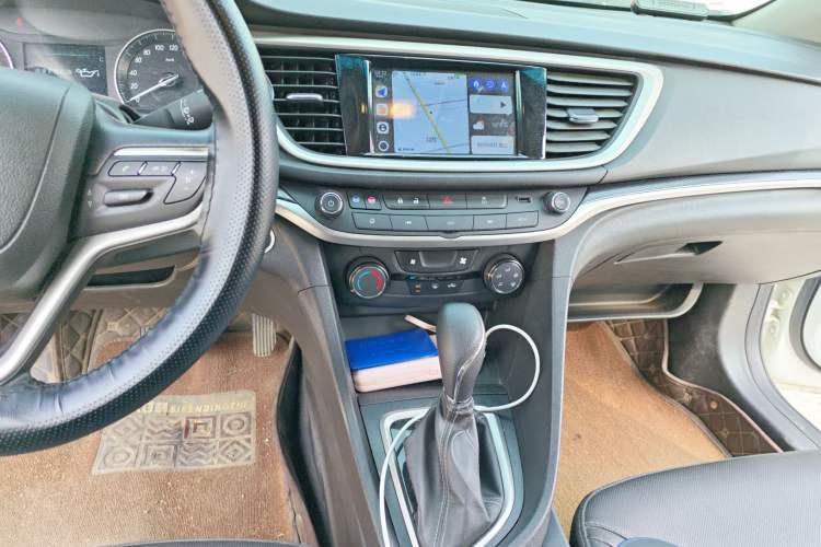 Used Buick GT 2021 Revised Version Flagship 1.5L Automatic Elite Edition Audio And AC Panel