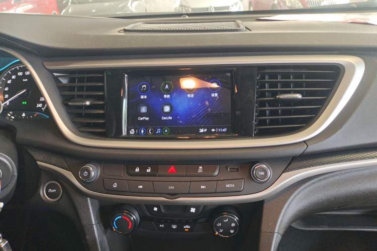 Used Buick GT 2021 Revised Version Flagship 1.5L Automatic Entry-Level Trim Audio And AC Panel