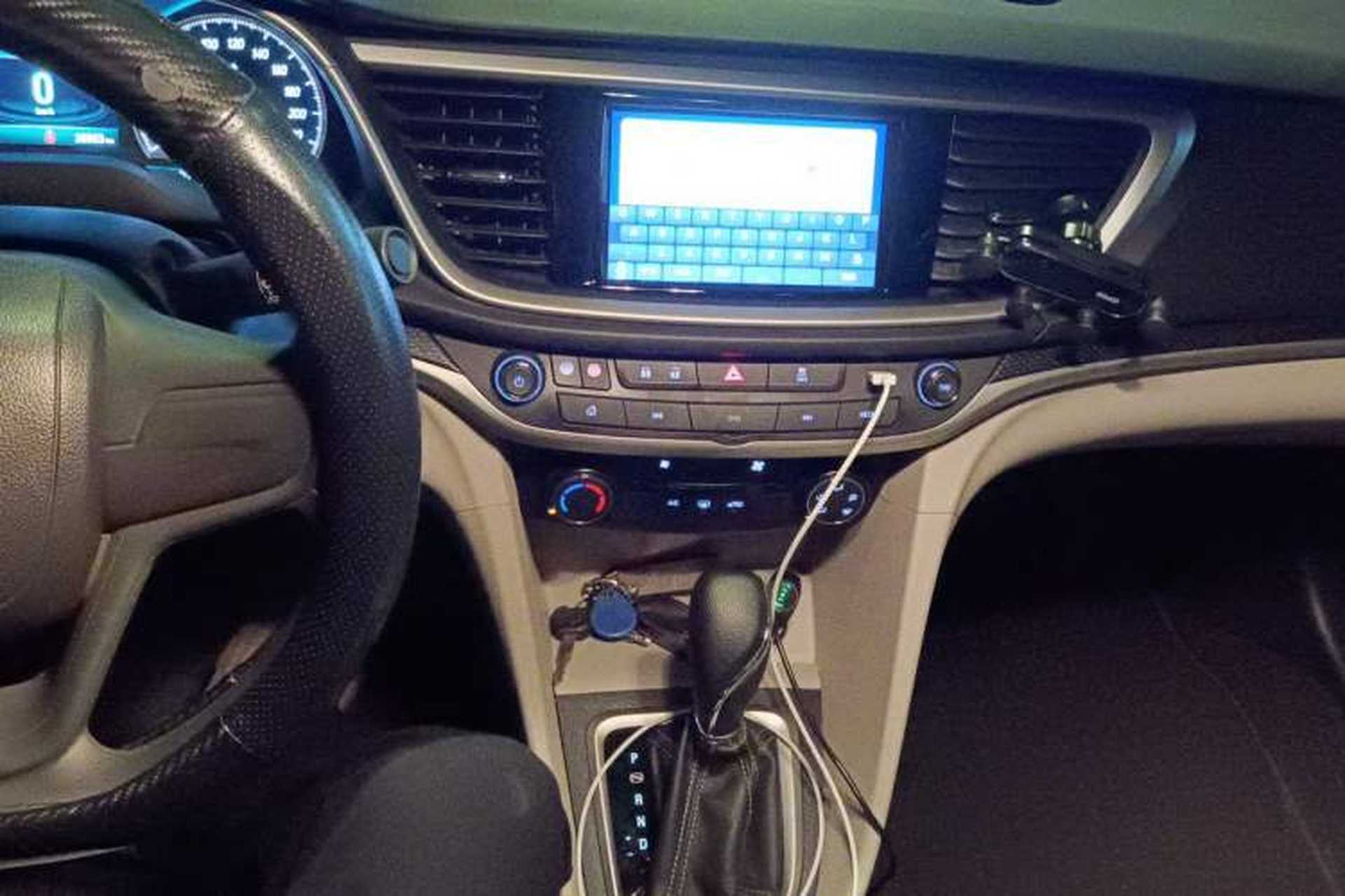 Used Buick GT 2021 Exemplar 1.5L Automatic Elite Version Audio And AC Panel