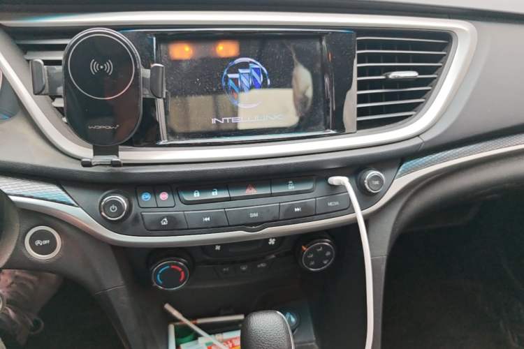 Used Buick GT 2021 1.3T Automatic Mild Hybrid Elite Version Audio And AC Panel