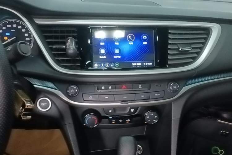 Used Buick GT 2021 Revised Version Flagship 1.5L Automatic Entry-Level Trim Audio And AC Panel