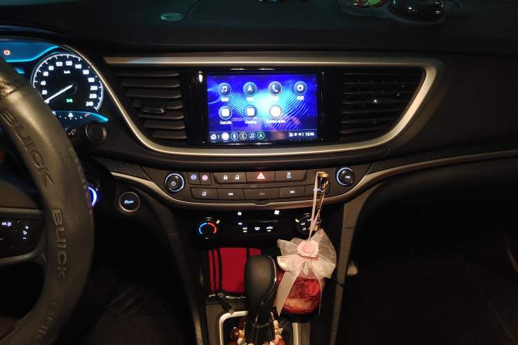 Used Buick GT 2021 Revised Version Flagship 1.5L Automatic Elite Edition Audio And AC Panel