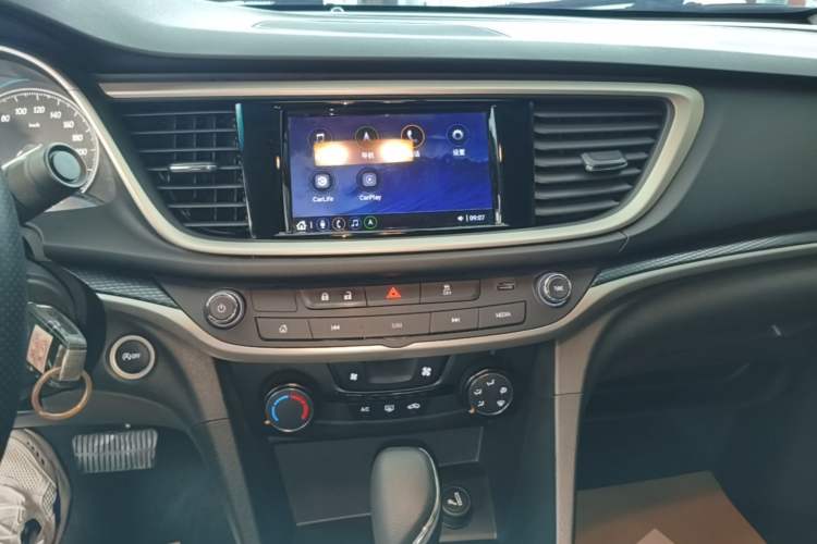 Used Buick GT 2021 Revised Version Flagship 1.5L Automatic Elite Edition Audio And AC Panel