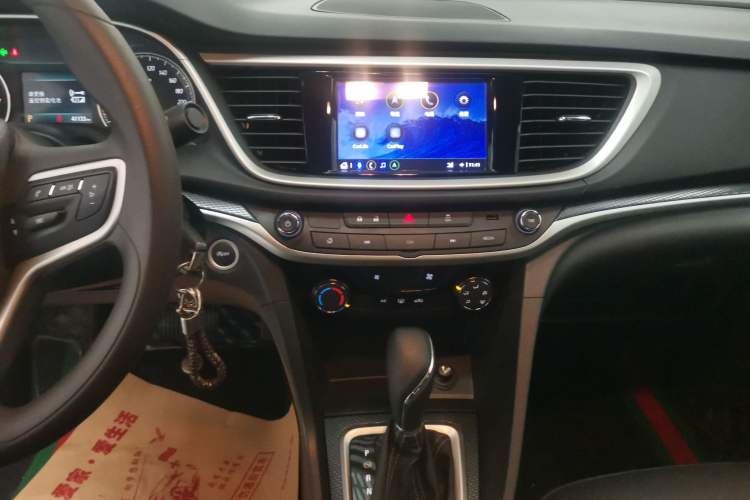 Used Buick GT 2021 Revised Version Flagship 1.5L Automatic Entry-Level Trim Audio And AC Panel