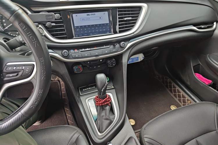 Used Buick GT 2021 1.3T Automatic Mild Hybrid Elite Version Audio And AC Panel