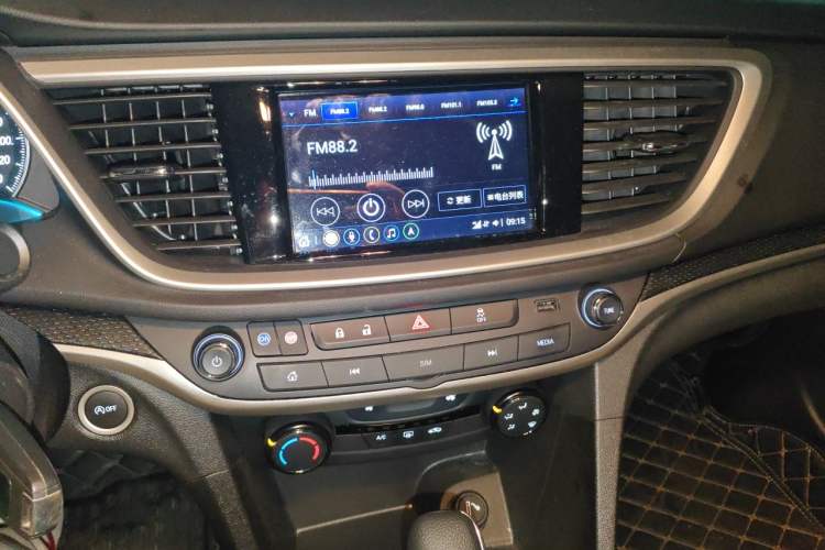 Used Buick GT 2021 Exemplar 1.5L Automatic Elite Version Audio And AC Panel