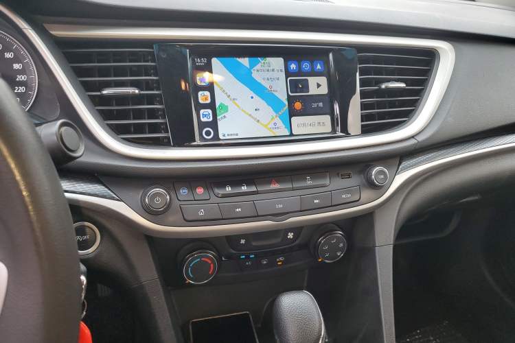 Used Buick GT 2021 Revised Version 1.3T Automatic Mild Hybrid Elite Edition Audio And AC Panel
