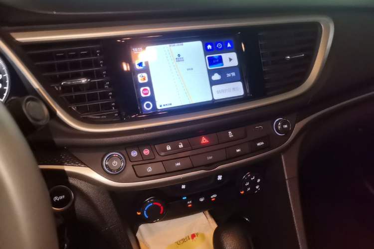 Used Buick GT 2021 Revised Version Flagship 1.5L Automatic Elite Edition Audio And AC Panel